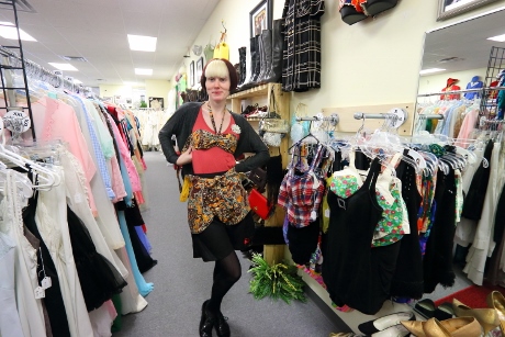 Abbey, having a Dorothy Lamour moment.